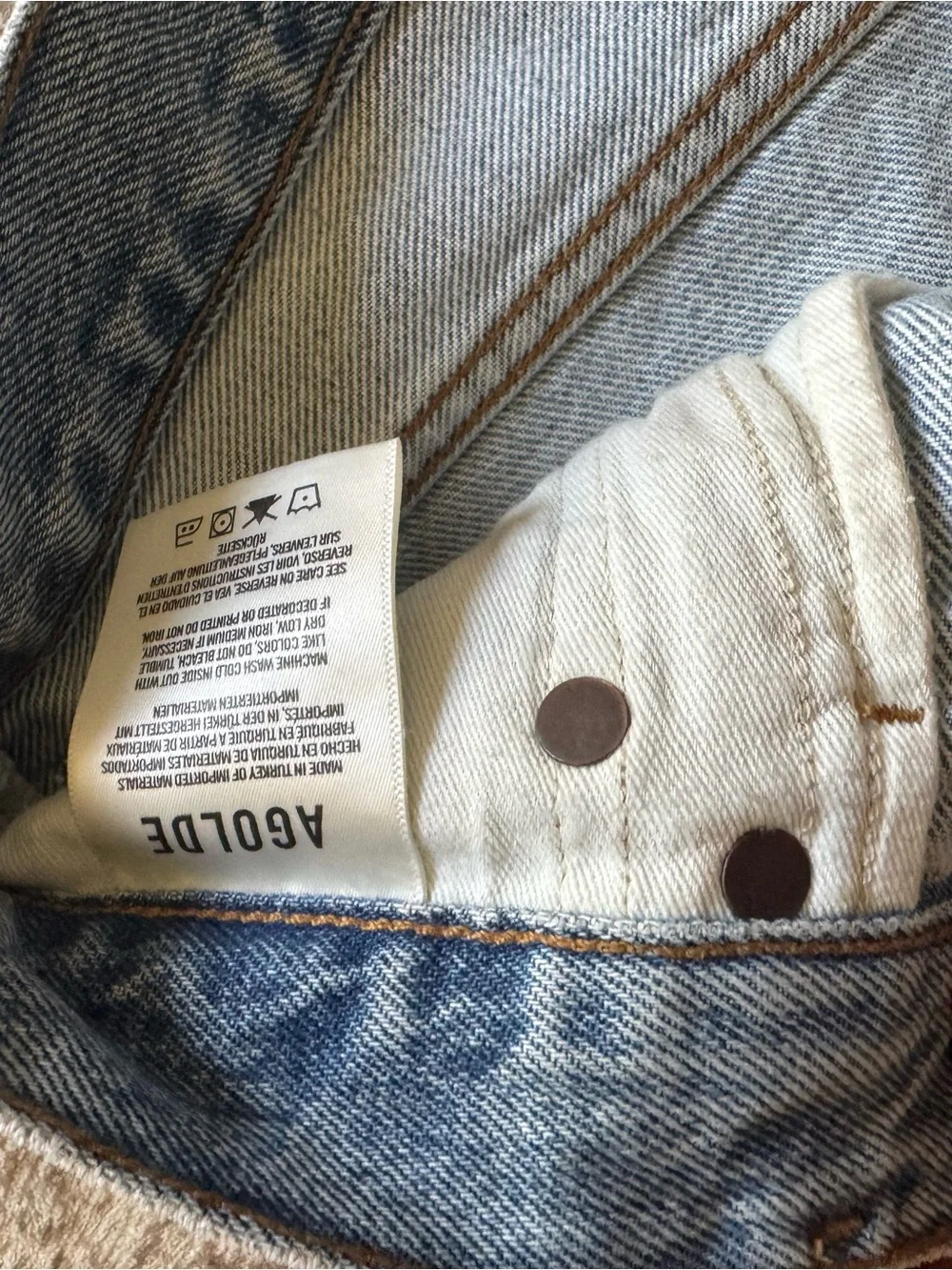 Agolde Parker Short Light Blue Frayed Hem Button-Fly Denim Shorts - Picture 3 of 4